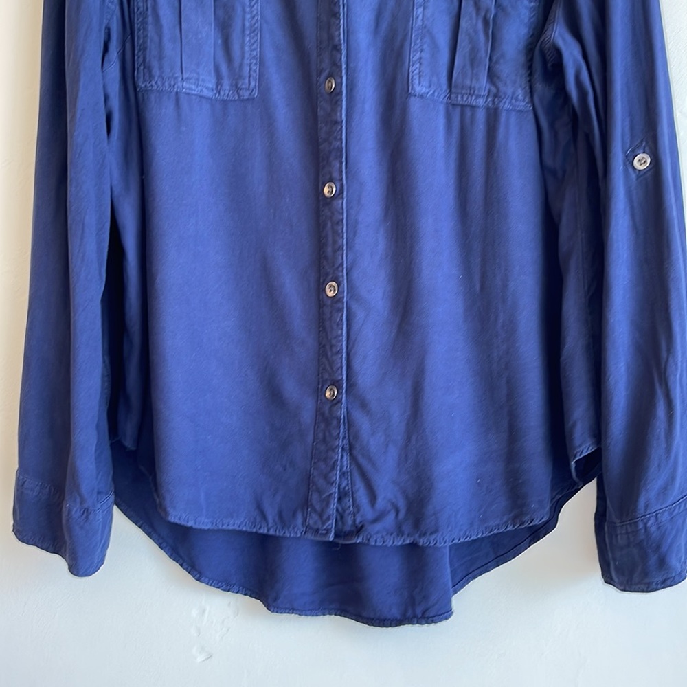 Beautiful beaded button down Blouse. L - Picture 4 of 5
